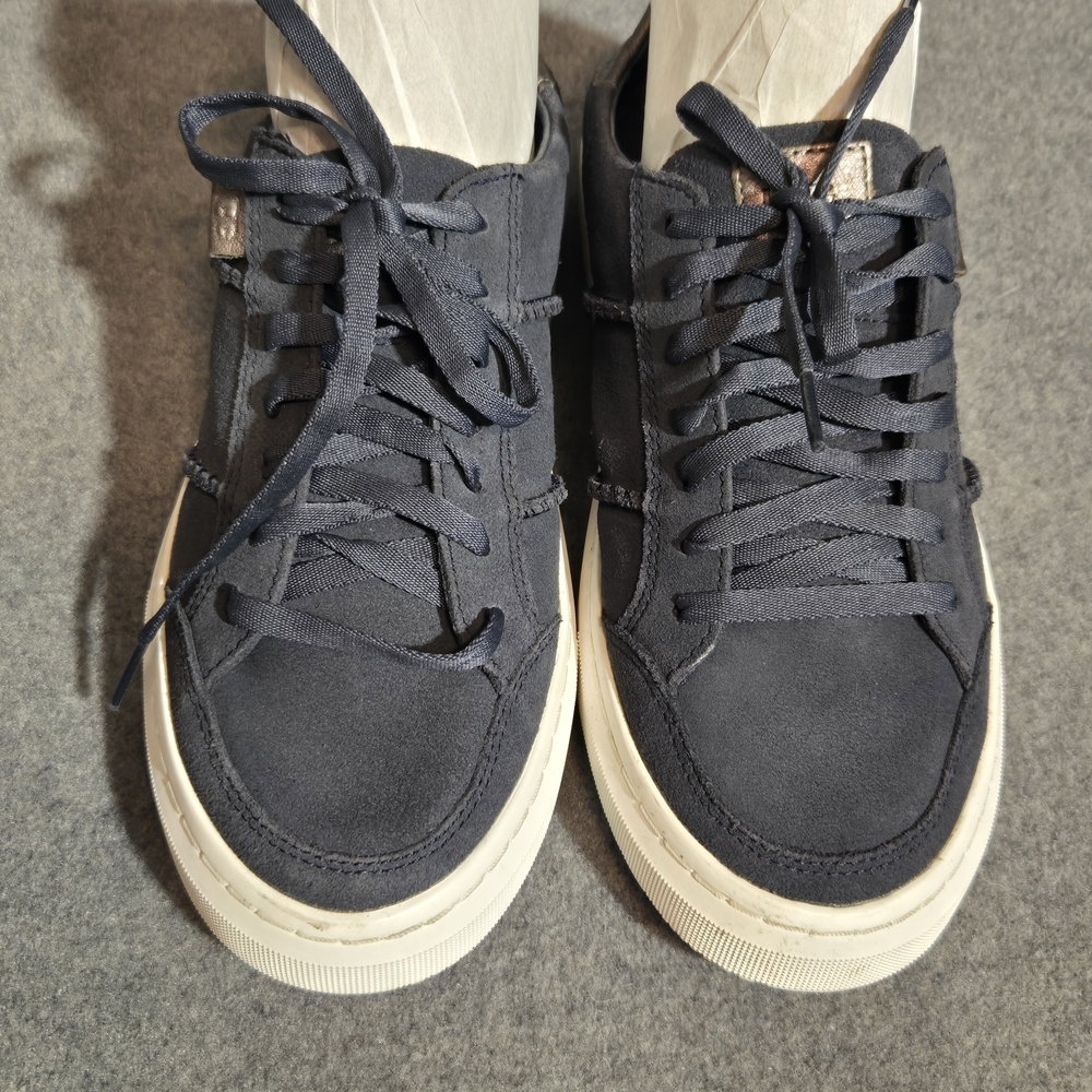 UGG Alameda Lace Blue Suede‎ 7.5 - Picture 2 of 11